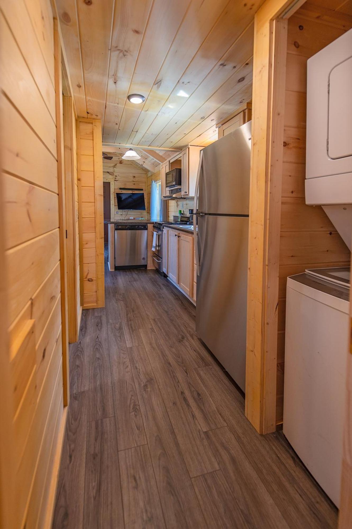 Ryon Tiny Home Cabin City-Side Rustic Retreat チャタヌーガ エクステリア 写真